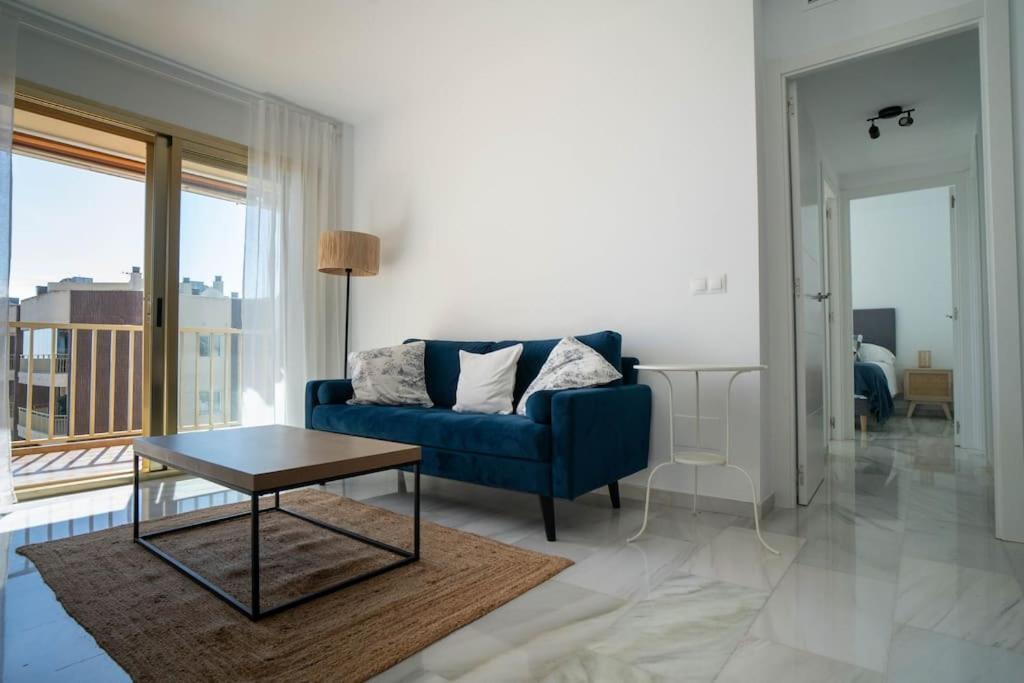 Spacious Three Bedroom Penthouse Leilighet *
